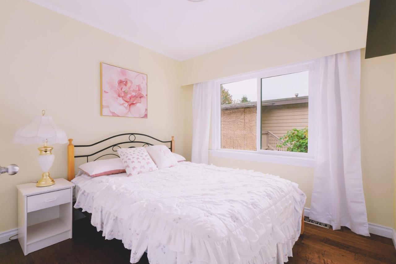 Lovely 3 Bedroom Port Moody Spacious Home 6 People Free Parking Екстериор снимка